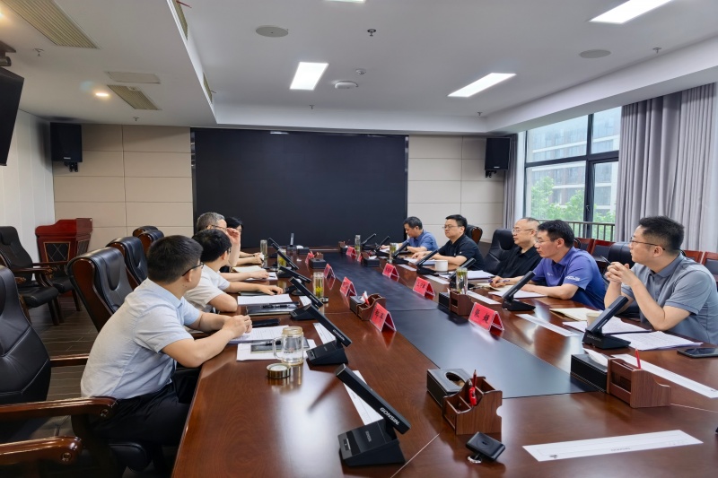 朱建纲到产投公司调研工作
